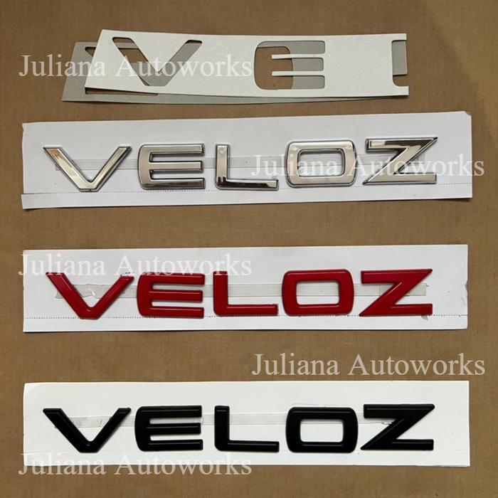 Emblem Kap Mesin Mobil Innova Calya Sigra Rush Terios Veloz Almaz Ertiga Fortuner Pajero Sport Tbk