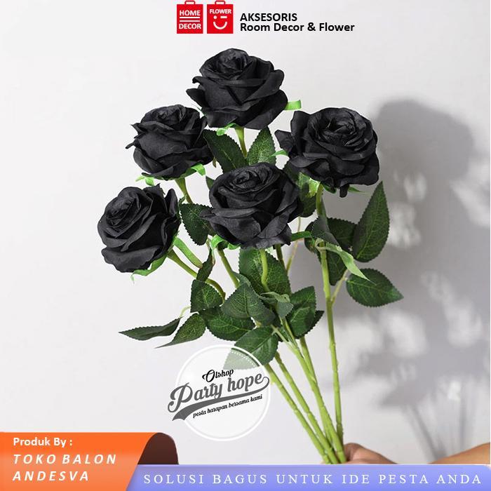 Bunga Mawar Hitam / Bunga Plastik Tanaman hias Artificial mawar hitam