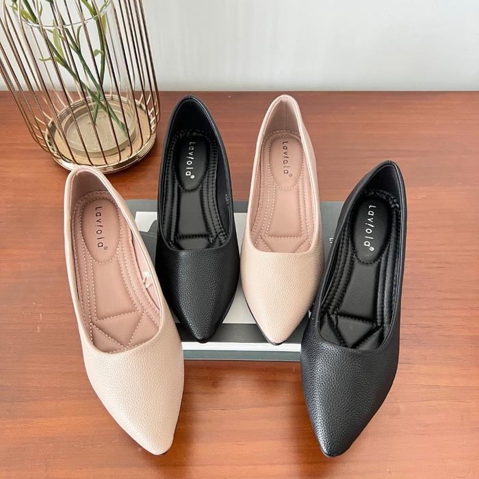Laviola 4283 Flt - Sepatu Pantofel Wedges Wanita Hak 5 Cm Black Heels Sepatu Kerja