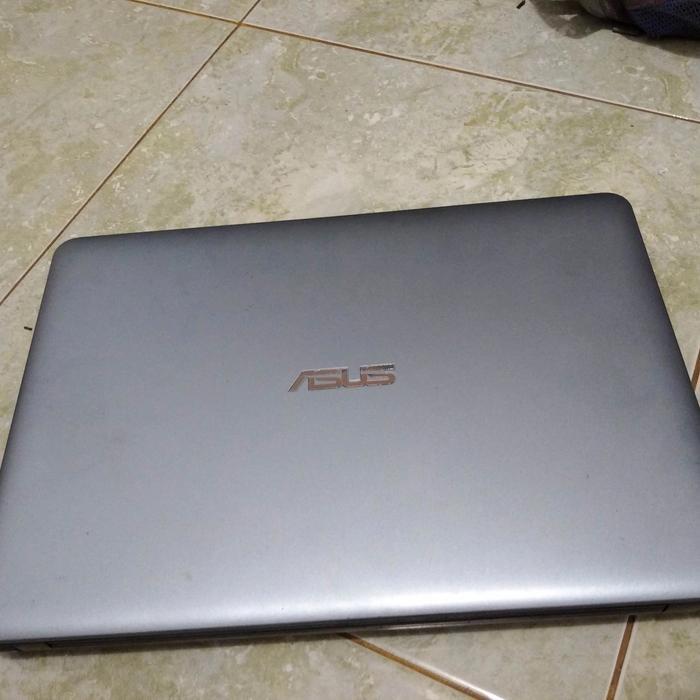 Jual Laptop Notebook Asus vivobook x441uv intel core i3 dual vga