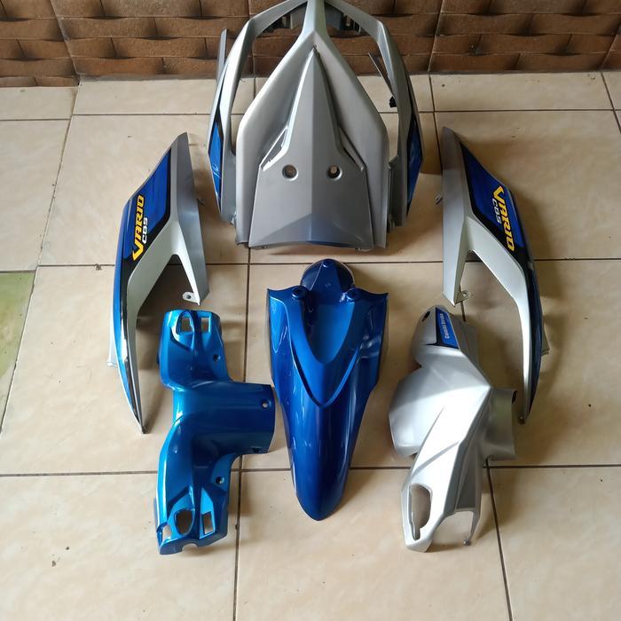 Body Halus Vario Techno Cbs 110 Karbu Silver Biru