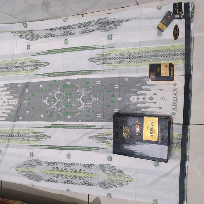 Sarung Ardan Sgj Motif Bhs Songket Gunung Jaquard Tipe Gold.