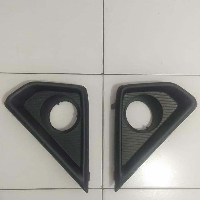 cover foglamp sigra 2019 original.