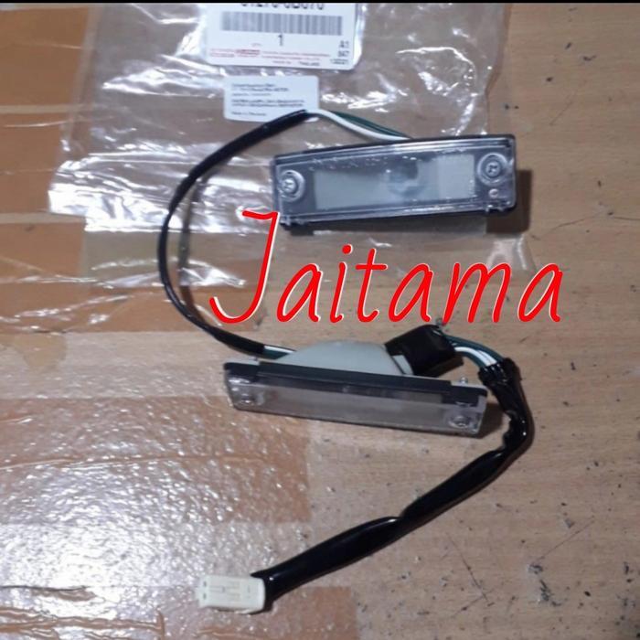 Lampu plat nomor innova 2004-2015 1set #jaitama