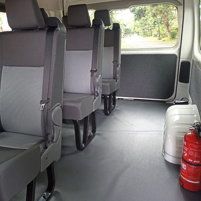 Khusus Gosend kursi jok mobil hiace premio copotan mobil baru gress murah