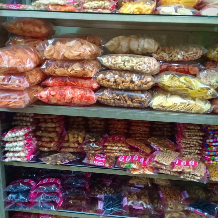 SALE Kreizz Cemilan Kue Snack Kriuk Kiloan Grosir Makaroni DLL Agen Cemilan Snack Kriuk Kemasan