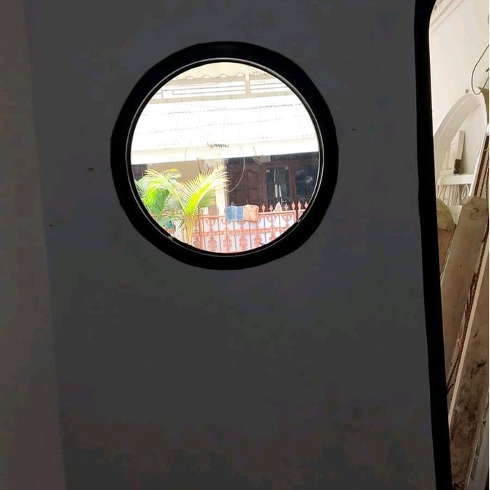jendela bulat lengkung aluminium