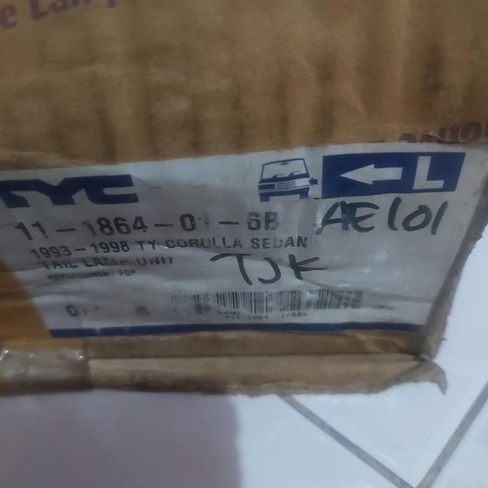 Lampu stop lamp belakang Corolla Great 1992-1995 AE100/101 TYC newww