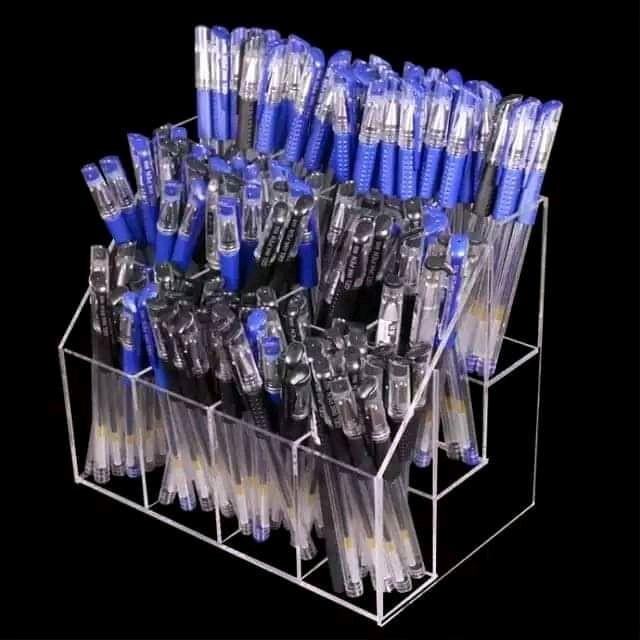 Akrilik tempat pulpen