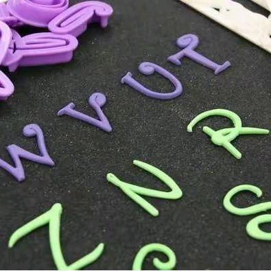 Maostore 26 Cetakan Huruf Disney Alphabet Cutter Ungu Plastik 4.6~5Cm Dekorasi Kue Fondant Clay