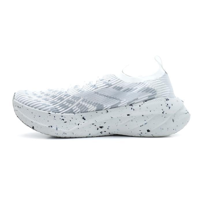 SEPATU RUNNING MILLS ENERSTRIKE REDUCE - SEPATU LARI RAMAH LINGKUNGAN - SUSTAINABLE - DAUR ULANG