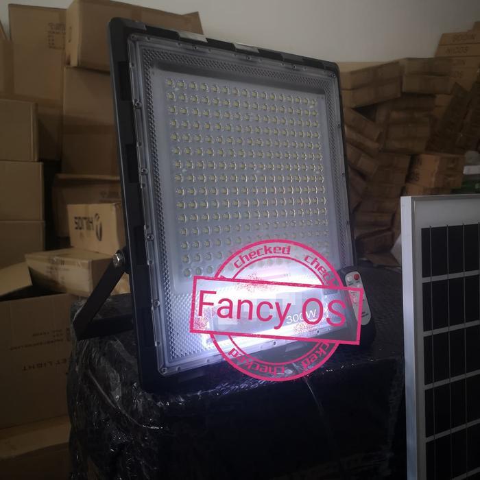 Lampu Sorot Solar Cell Panel Tenaga Surya Led 300W 300Watt Komplit Set Terbaru 