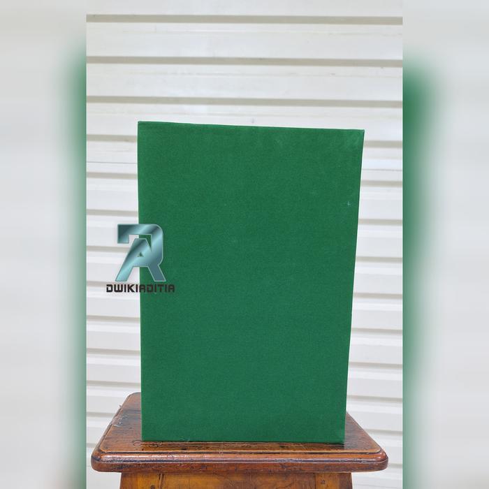 ` Map Polos/Map Ijazah Bahan Beludru Warna Hijau