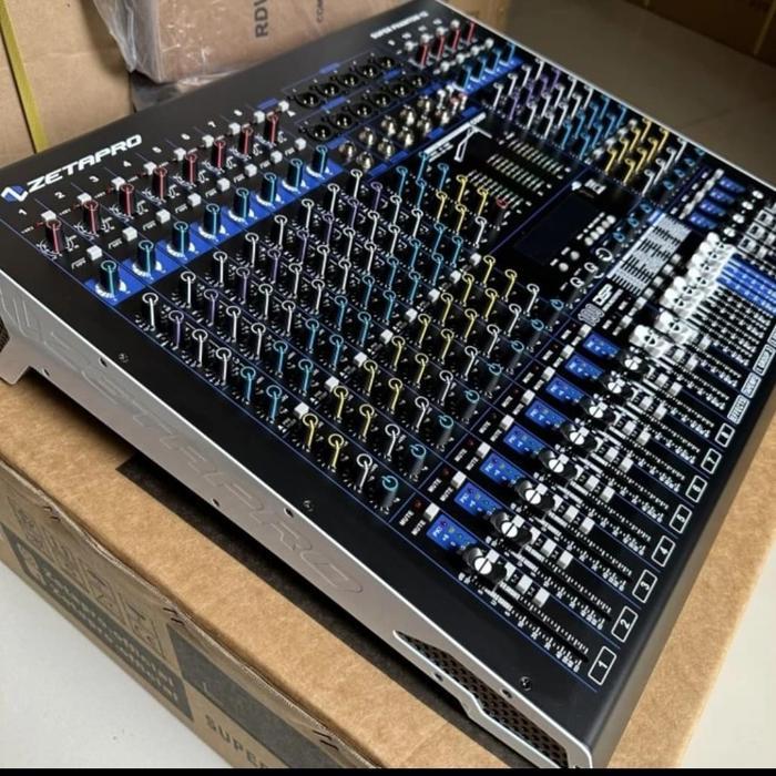 Mixer Zetapro Super Phantom 12 / Super Phantom12
