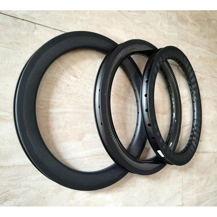 Carbon Rim 16 in 349 28 hole tuk Ompton Pikes 3Sixty