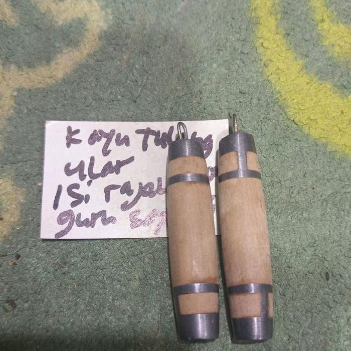 kalung cemeti kayu isian tiga guru nini imay guru bandi guru sairozi