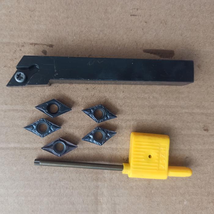 HOLDER BUBUT SDJCR 1212H11 + INSERT BEKAS 5 PCS