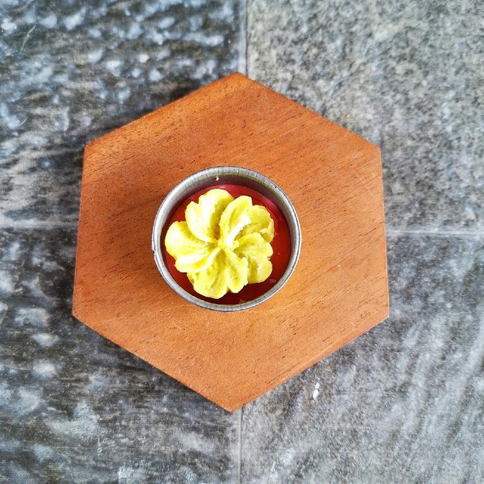 CRAFTDEWATA Lilin Mini Aromatherapy Khas Bali Motif Bunga Lilin Aroma Segar Souvenir Wedding Lilin