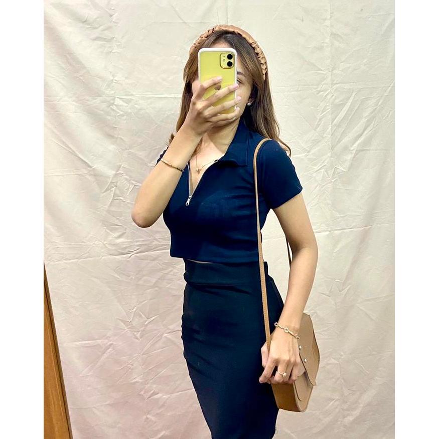 Crop Top RIB Resleting Korean Wanita Atasan Polos Baju Berkerah Nyaman High