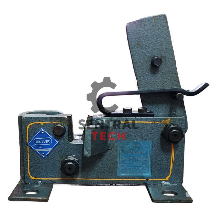 GUNTING BETON MULLER 60 N / 18 Pemotong Besi Beton