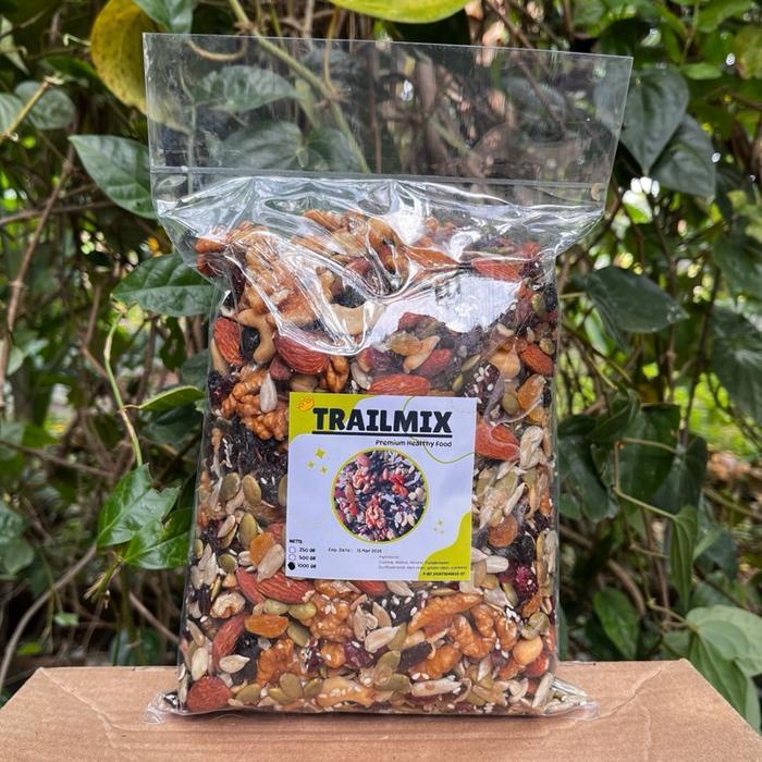TRAIL MIX (NUT MIX DRIED FRUIT) 1KG