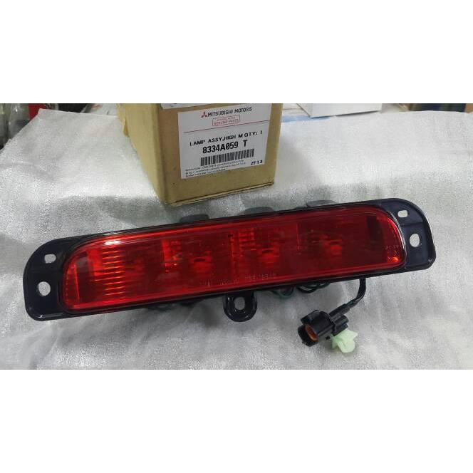 lampu bagasi strada triton newww