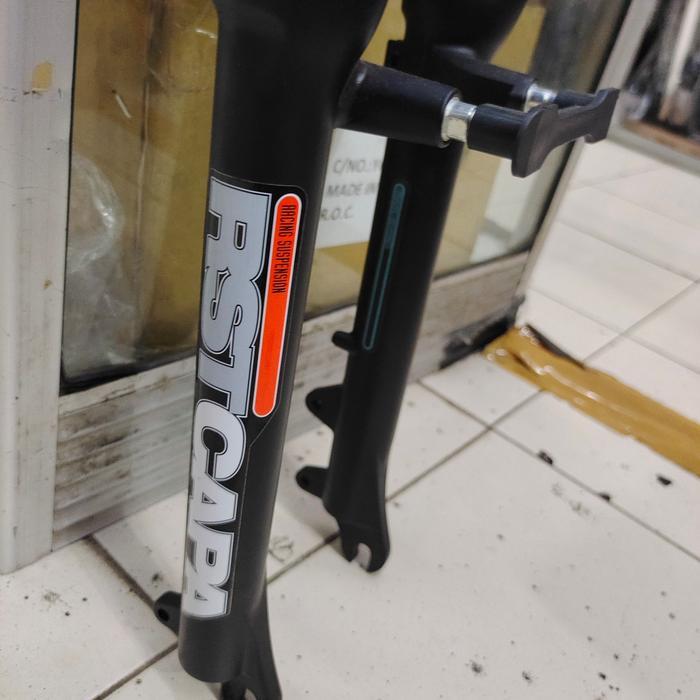 Fork Suspensi 26 Mtb Rst Capa Oversize 28.6