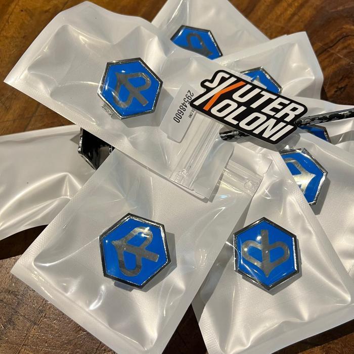 Piaggio Emblem Dasi Horn Cover Original Vespa Et4 Piaggio Liberty