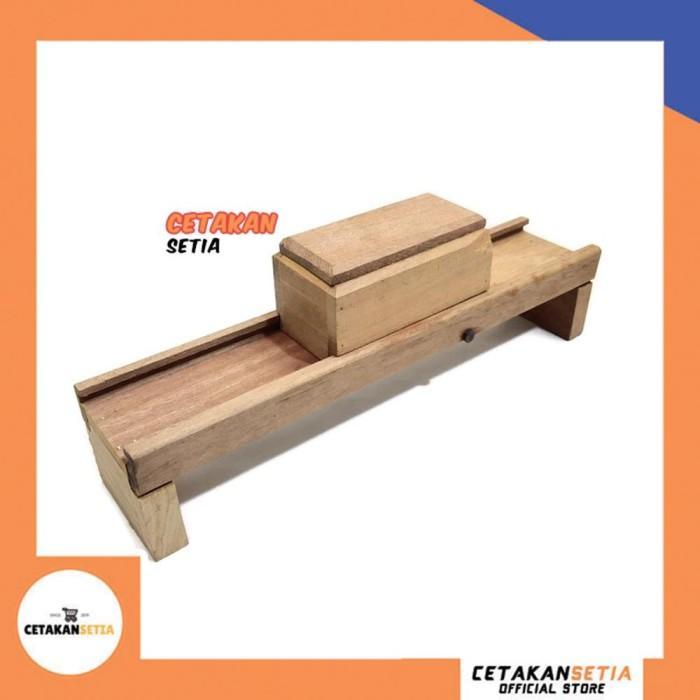 Parutan Bawang / Parutan Singkong Kayu