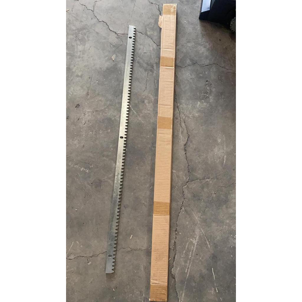 Menarik Rel Besi Sliding Gate Gear Rack Auto Sliding Gate Opener Terlaris