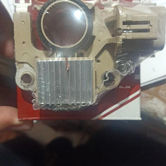 Ada Stok ic regulator mazda ford interplay 12V s/l k2 0531001
