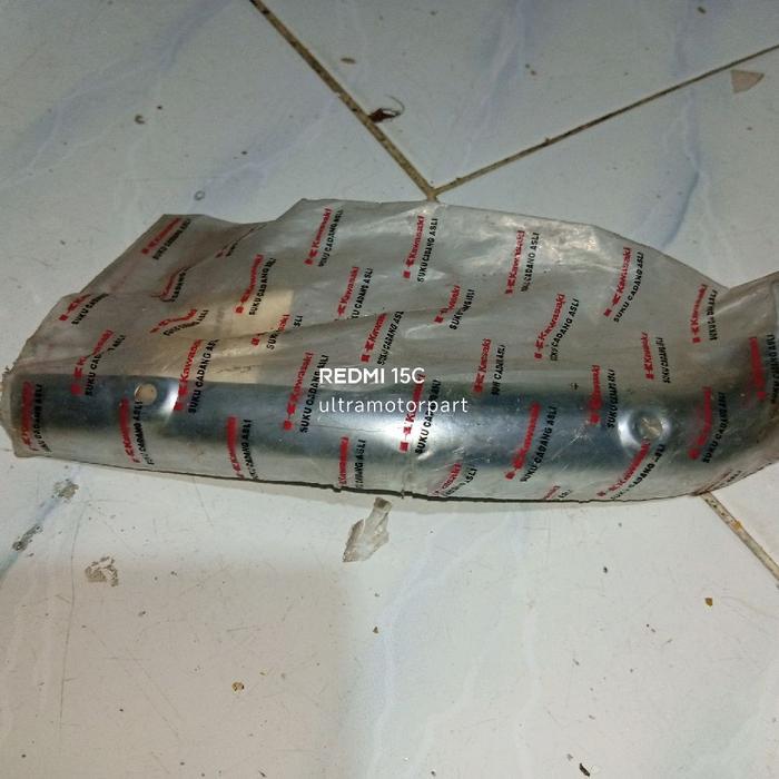 COVER TAMENG PELINDUNG PIPA LEHER KNALPOT WARNA CHROME KAWASAKI BLITZ R BLITZ JOY PNP KE KAWASAKI