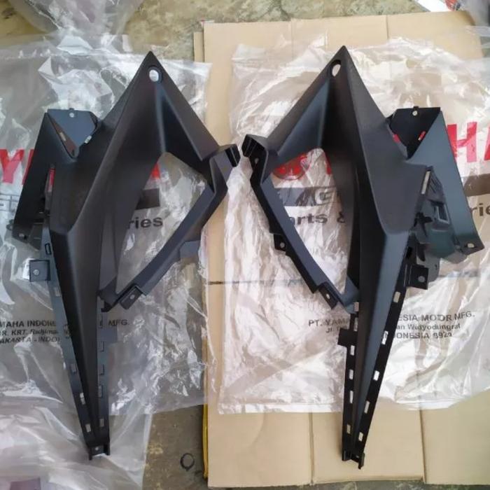 Fairing Dalam Kanan Kiri R15 Vva V3 Original