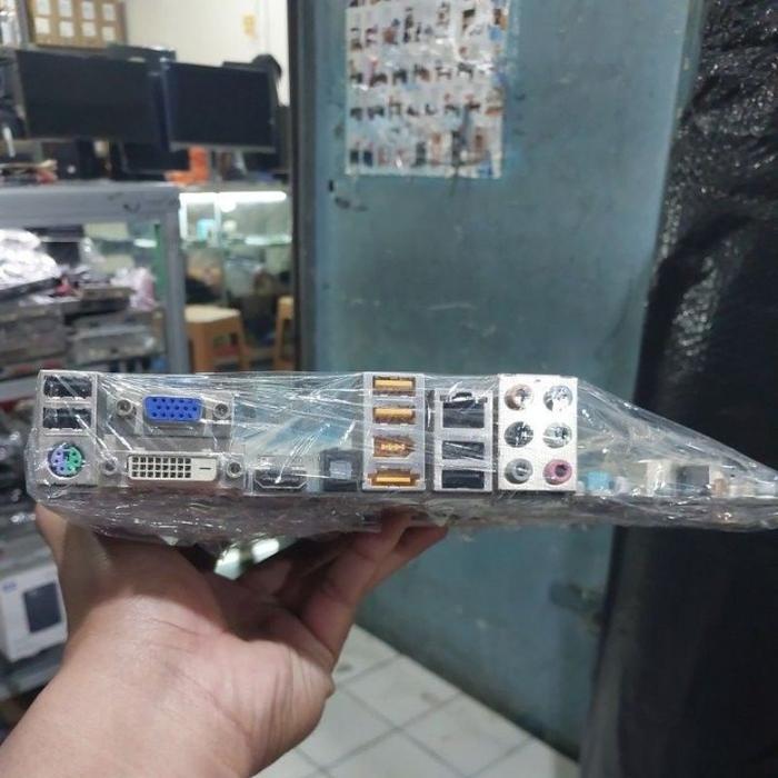 mainboard AMD am3 murah Gigabyte GA-880GM-UD2H ddr3 dual chanel hdmi
