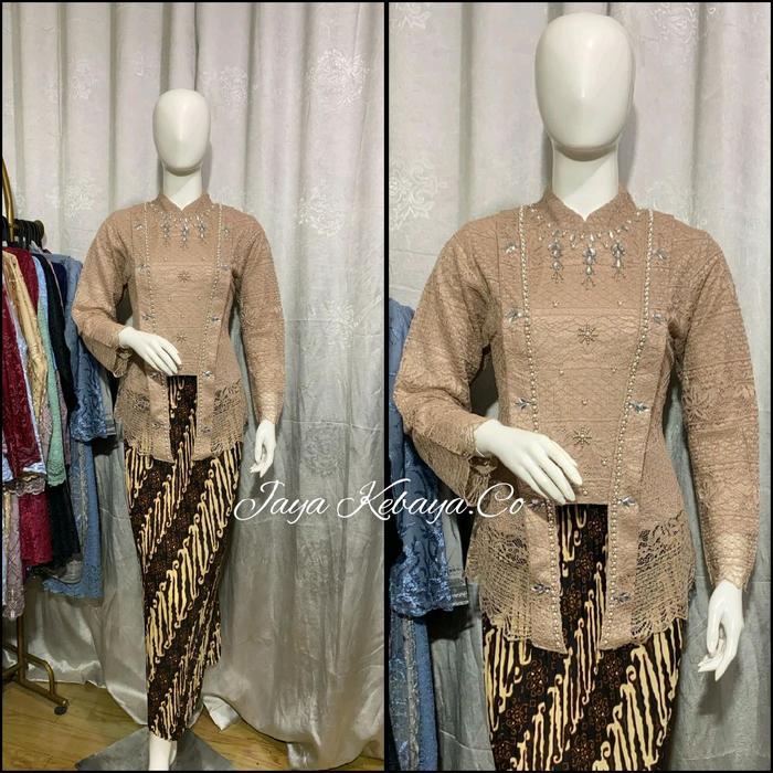 sar Kebaya Modern Kutu Baru Hijab Brokat