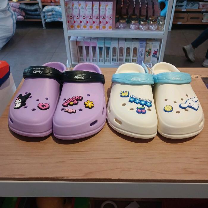Miniso Footwear Cinnamoroll, Kuromi Floral Clogs