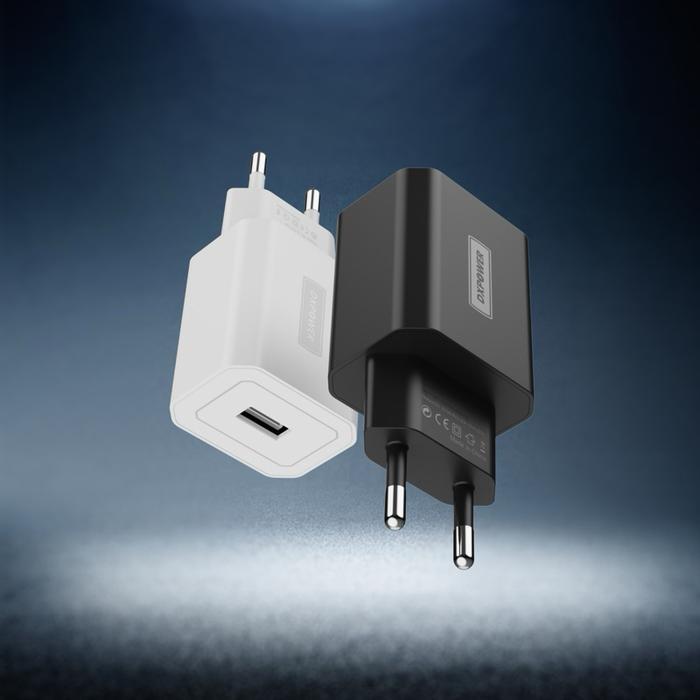 Dxpower Ct01 Charger Travel 10Pcs 1 Usb 2.4A Original Hitam Putih Input Ac 100-240V Output 5V 2.4A