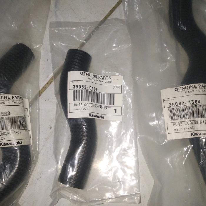 PIPA HOSE SLANG SELANG RADIATOR KAWASAKI KLX 250 KLX250 DTRACKER 250 DTRACKER250 ORIGINAL OK.