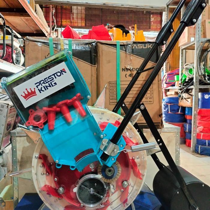 Alat tanam jagung kacang padi biji - bijian tipe dorong