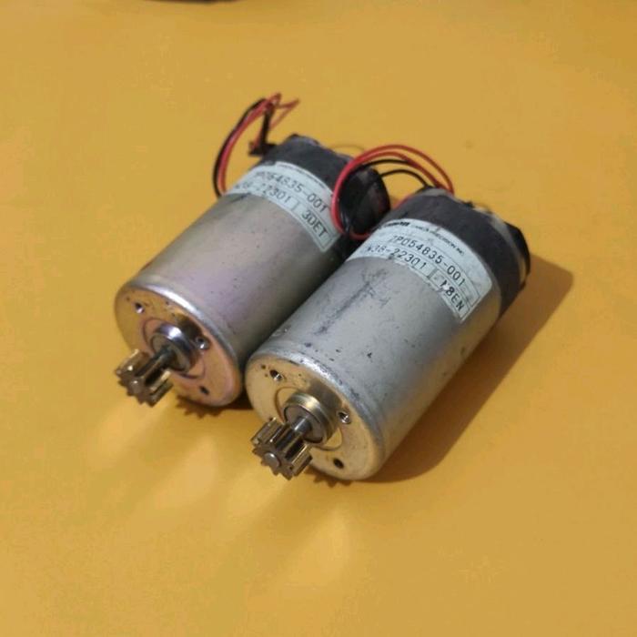 MOTOR DC MOTOR 24V 3800RPM DINAMO GEAR PINION 10T