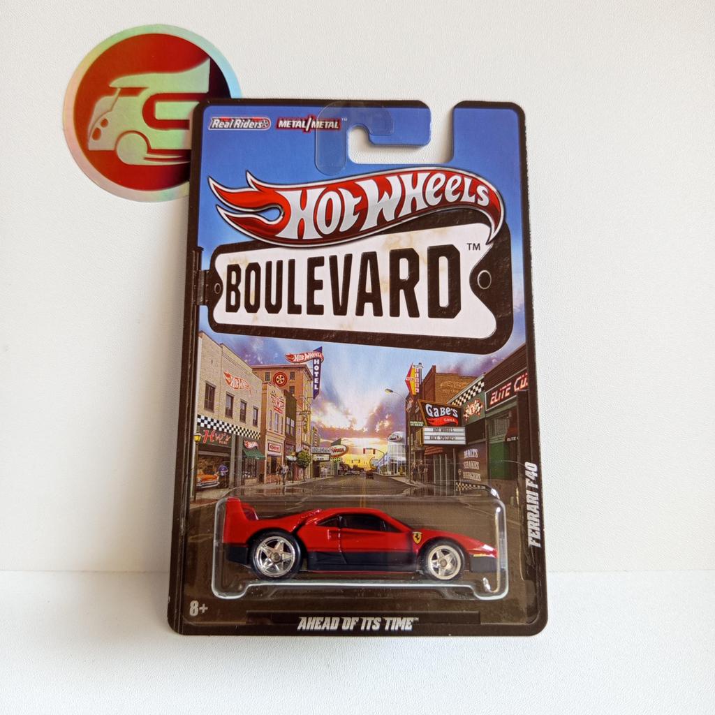 Hot Wheels Premium Boulevard Classics Ferrari F40 Red (VVVHTF) Years 2011/2012 - Hotwheels
