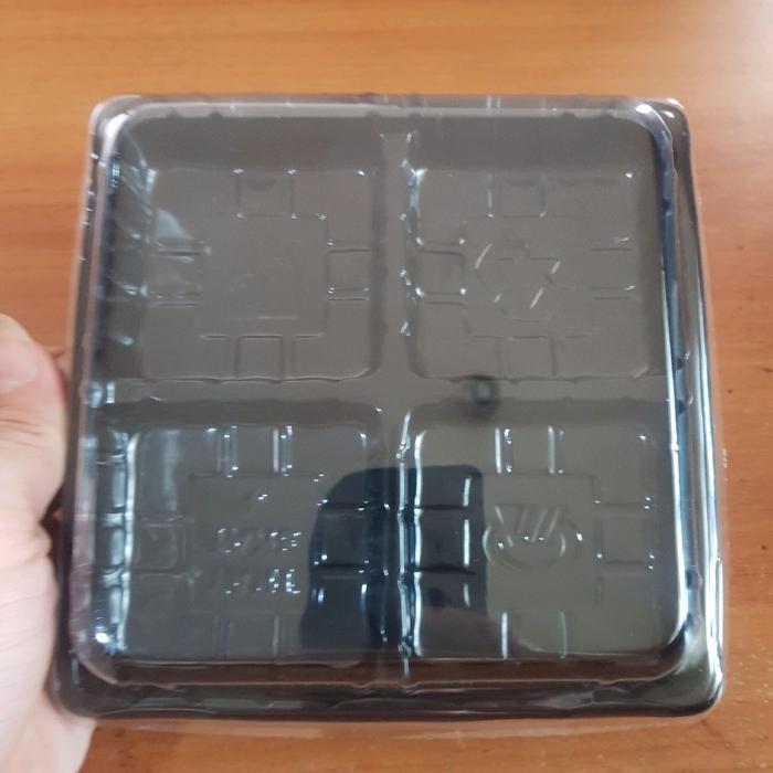 Mika Puding Sekat 4 / Mika Mooncake Sekat 4 / Mika Cupcake / Mooncrispy Mika Mochi
