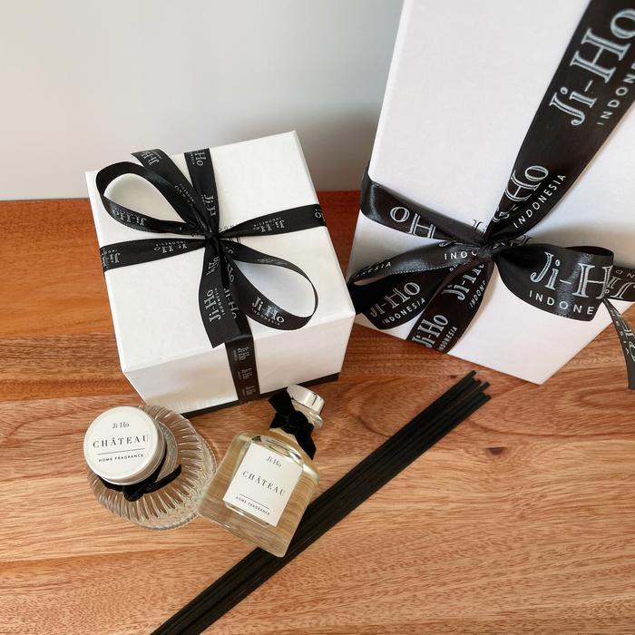 Lilin Aromaterapi dan Diffuser Ruangan
