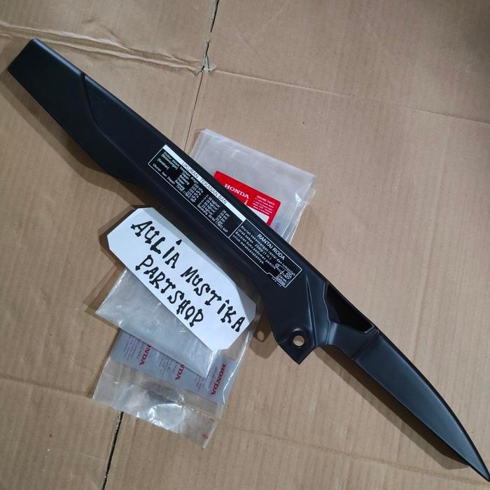 ketengkes tutup rantai revo fit supra x125 helm in blade Motor