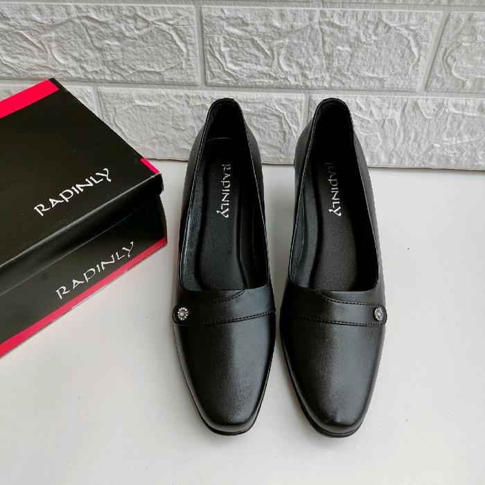 Sepatu Pantofel Kerja Wanita Hitam Kulit Asli Heels 5 cm Shoes