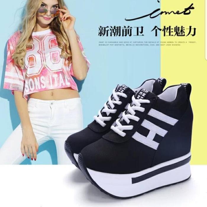 - SNEAKERS WANITA BOOTS HAK DALAM 5 CM TRENDY HT 55