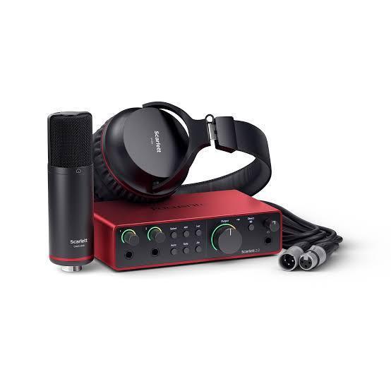 Focusrite Scarlett 2I2 Studio 4Th Gen