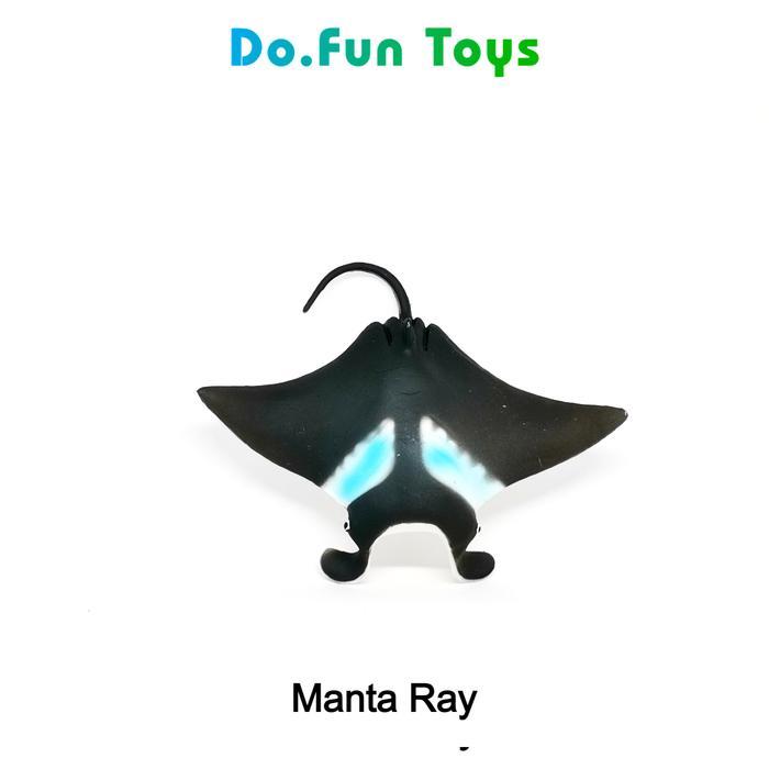 Manta Ray Animal Figure/ Miniatur Mainan Ikan Pari Manta