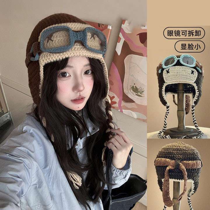 Kupluk Rajut Wanita Musim Gugur Dingin 2025 Retro Amerika Tipis Ukuran Besar Penutup Telinga Terbang