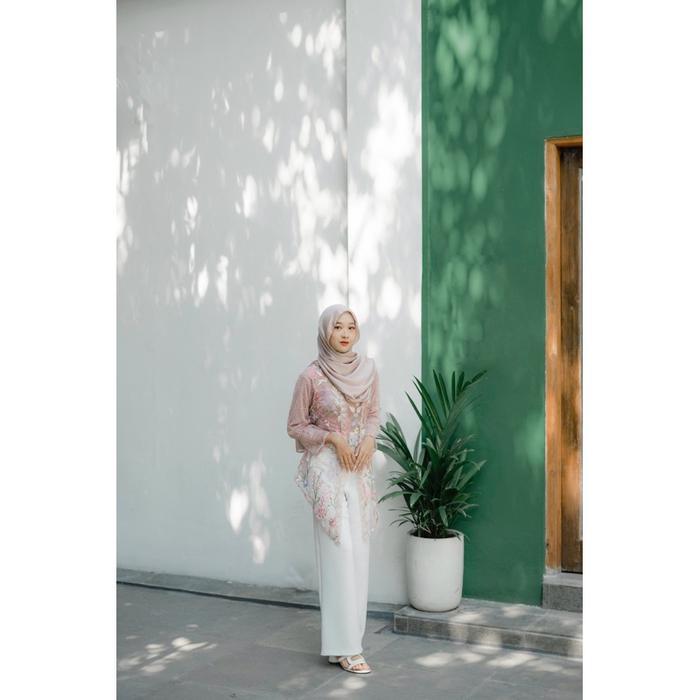 Delova Wardrobe - KEBAYA ALLEYA Kutu Baru Modern Casual Atasan Baju Pakaian Dress Wanita Brukat Tali